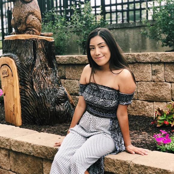 Meet your Posher, Lili - Picture 1 of 1